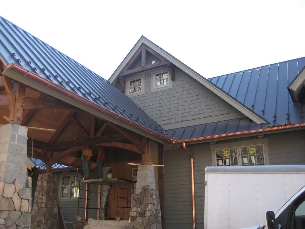 Craftsman Roofing team delivering quality roofing work in Estacada